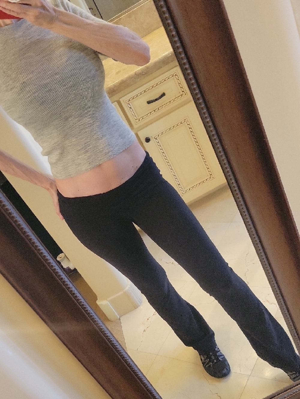 G by Guess Black Flare Yoga Pants,  XS - Picture 2 of 12